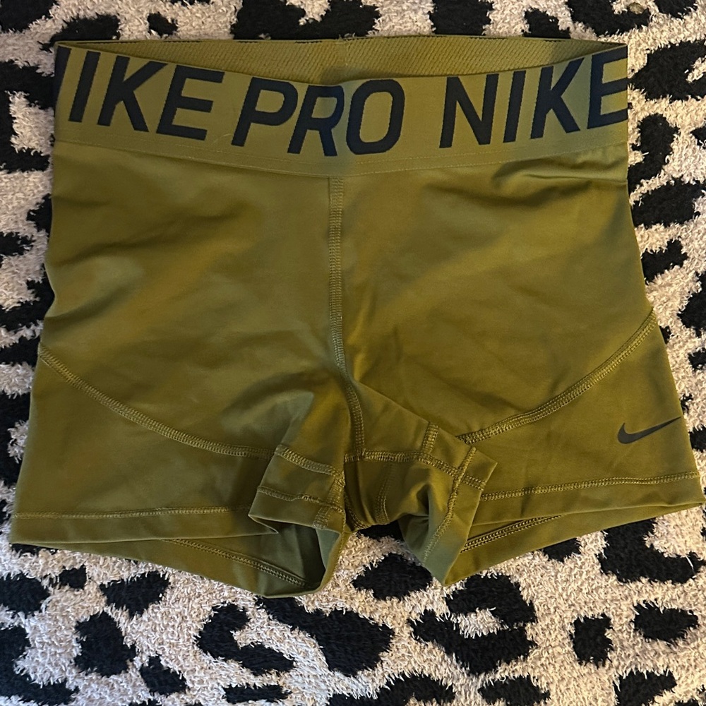 Nike Pros Women's Athletic Shorts in Olive Green